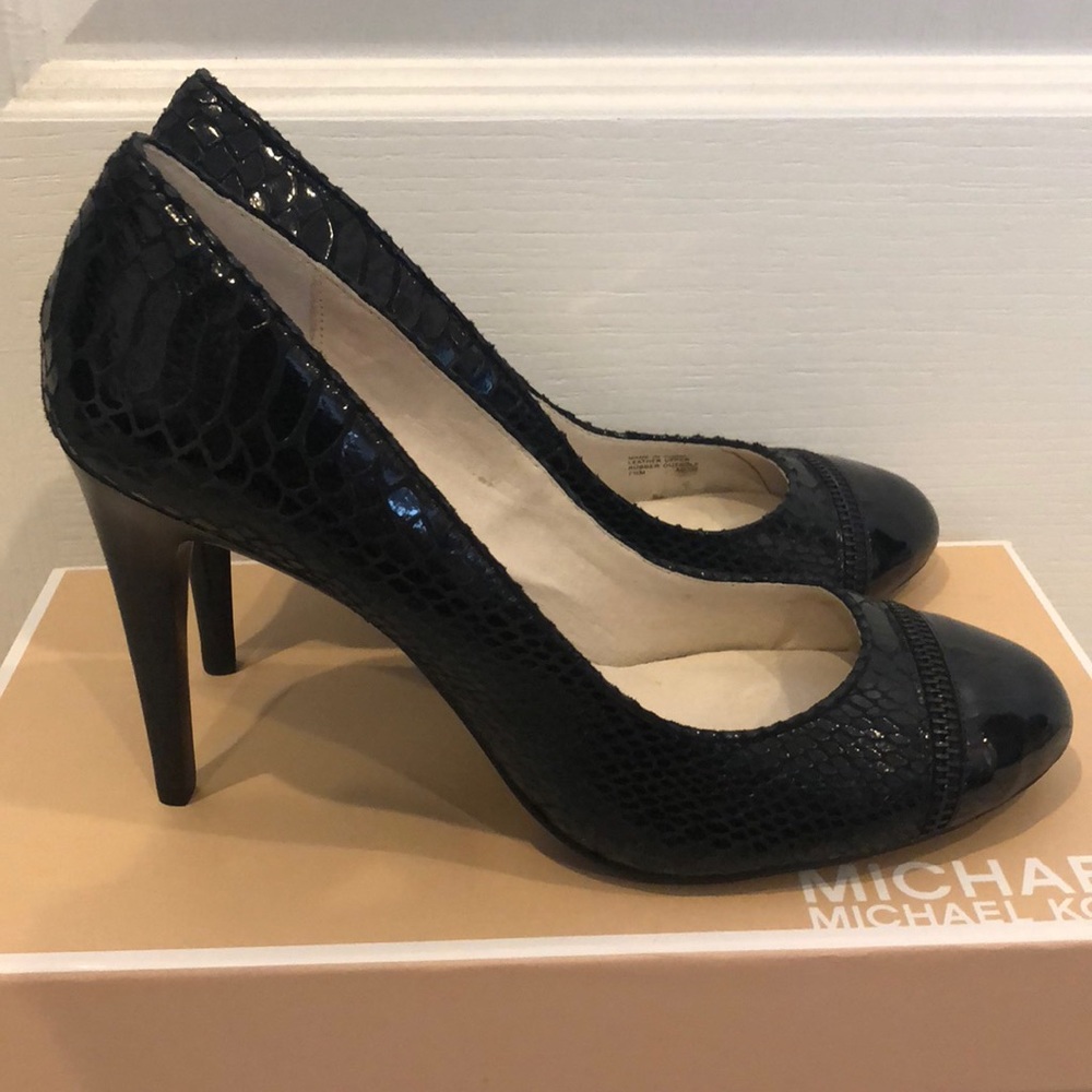 Michael Kors black embossed patent pumps, 7.5